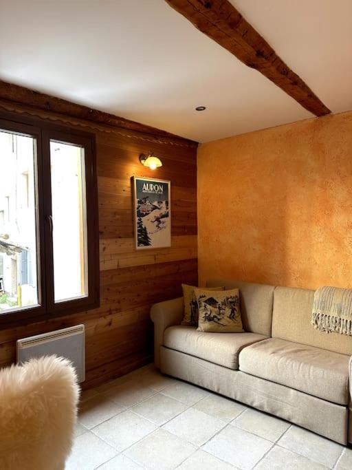 Apartamento 2 Pieces Suzie Saint-Étienne-de-Tinée Exterior foto